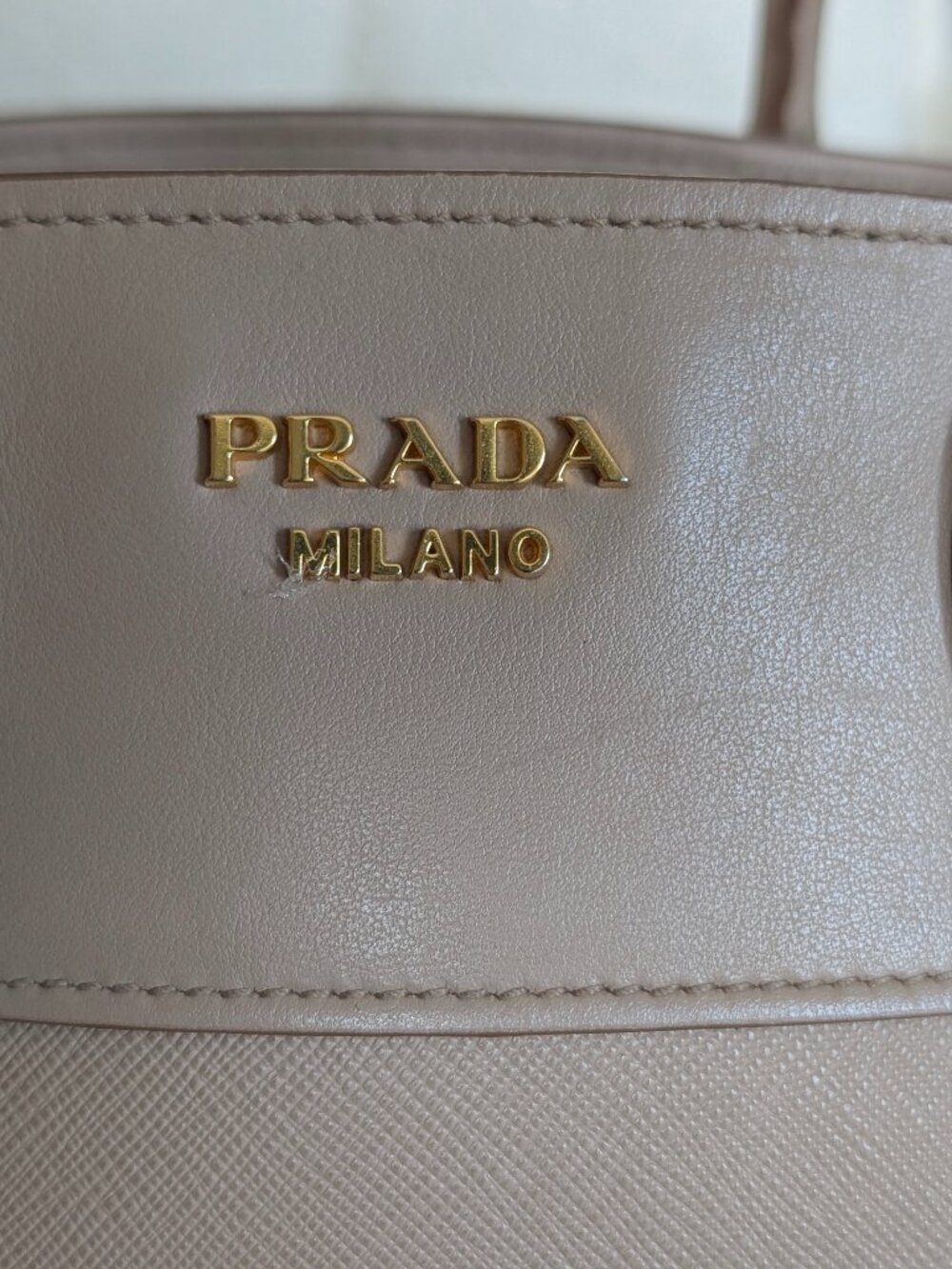 Prada Saffiano Tote - Picture 2 of 16
